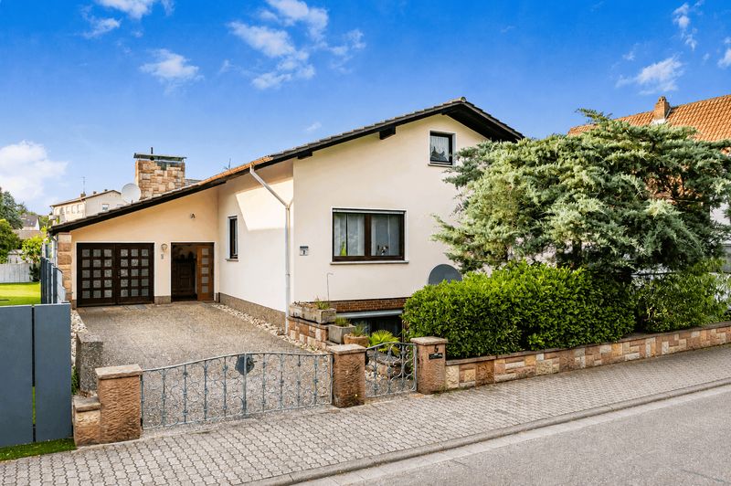 Freistehendes Ein- bis Zweifamilienhaus in einer der besten Wohnlagen Germersheims!